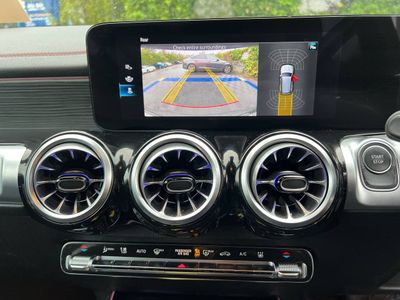 2023 Mercedes-Benz EQB