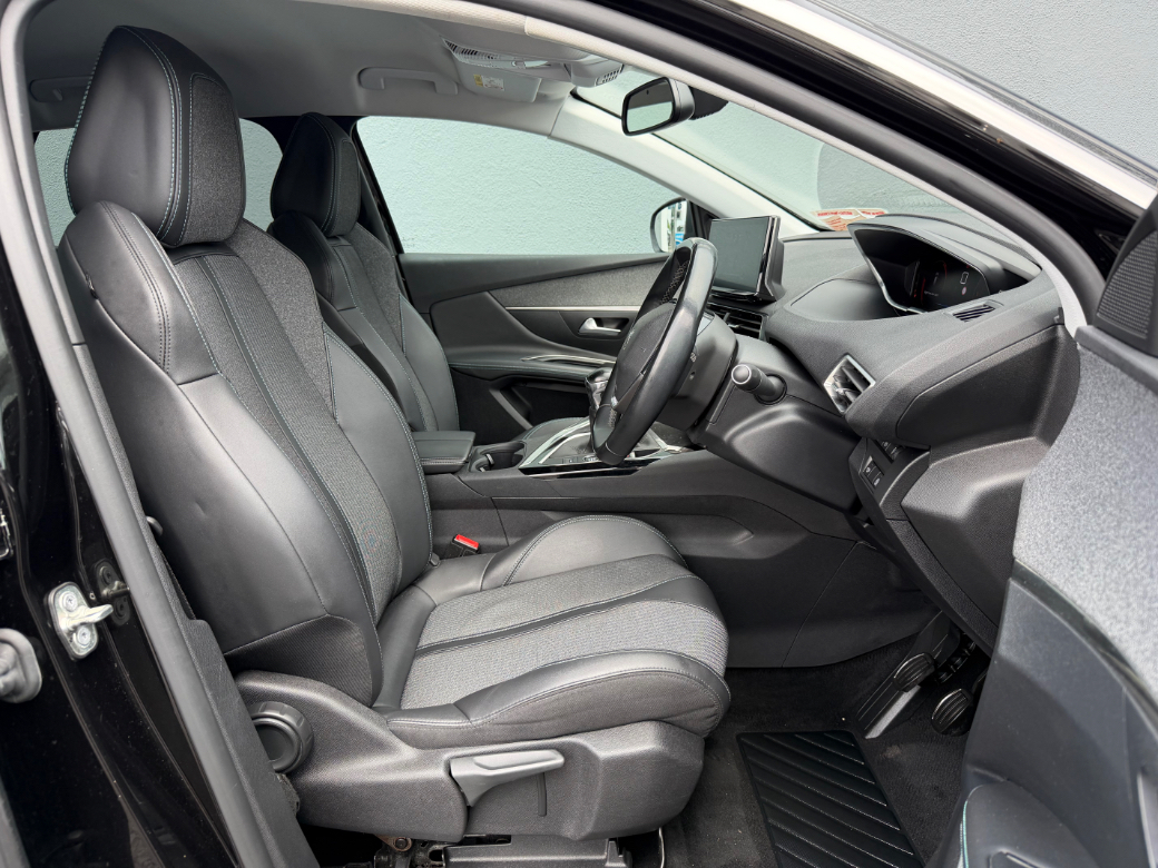 2022 Peugeot 3008