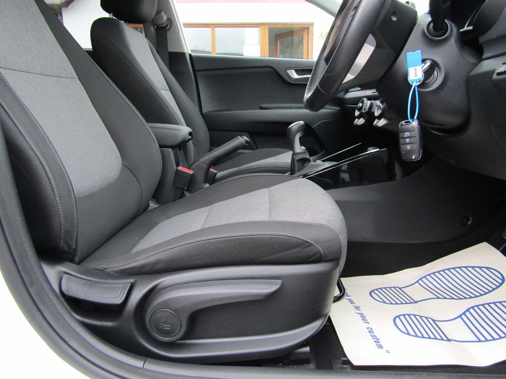 2024 Kia Stonic