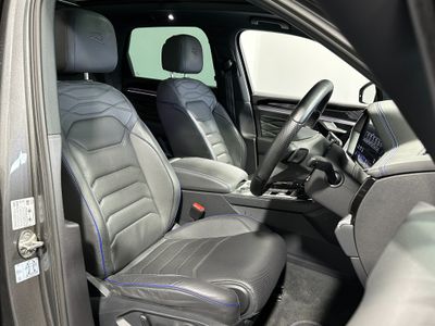 2022 Volkswagen Touareg