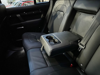 2025 Land Rover Defender