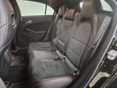 2013 Mercedes-Benz A 180