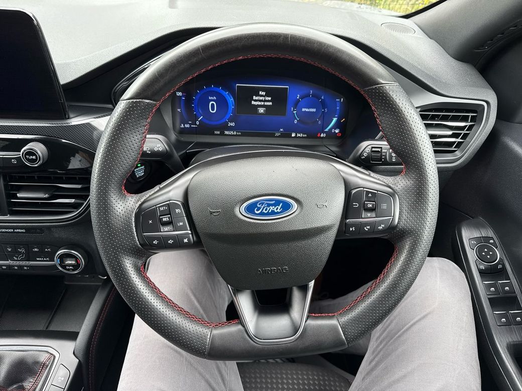 2022 Ford Kuga