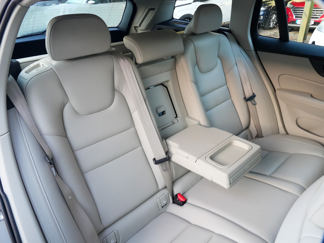 2018 Volvo V60