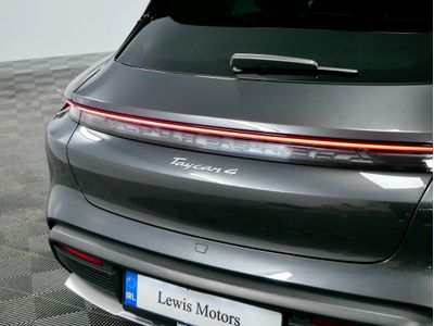 2023 Porsche Taycan