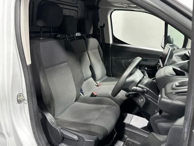 2023 Peugeot Partner