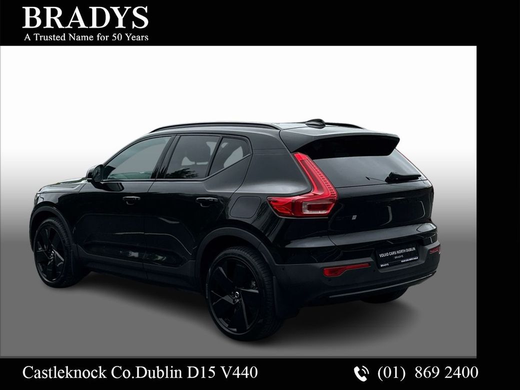 2025 Volvo EX40