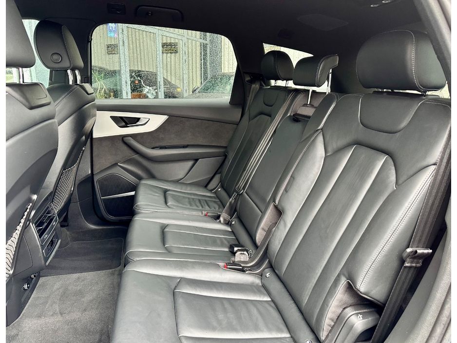 2022 Audi Q7