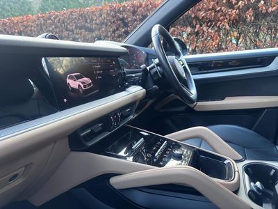 2023 Porsche Cayenne