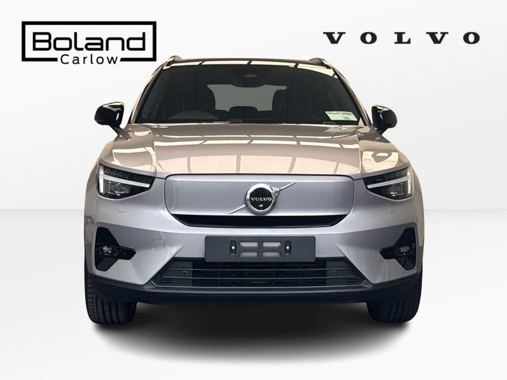 2026 Volvo EX40