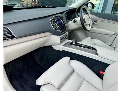 2022 Volvo XC90
