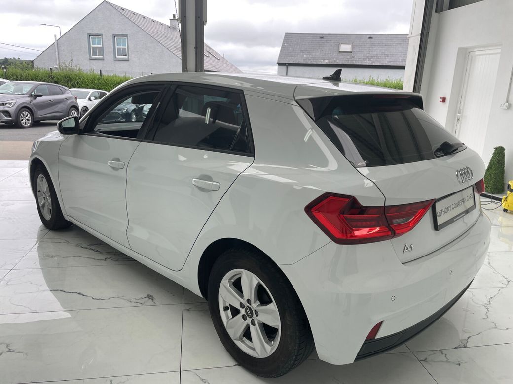 2022 Audi A1