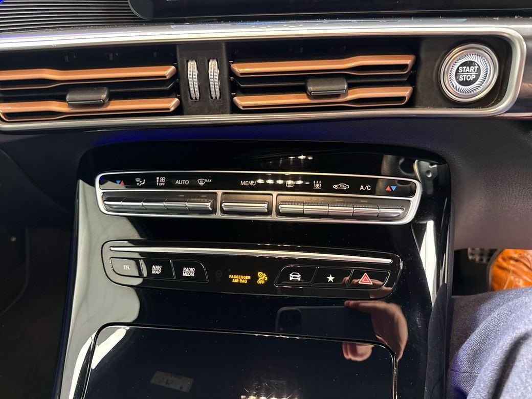 2022 Mercedes-Benz EQC