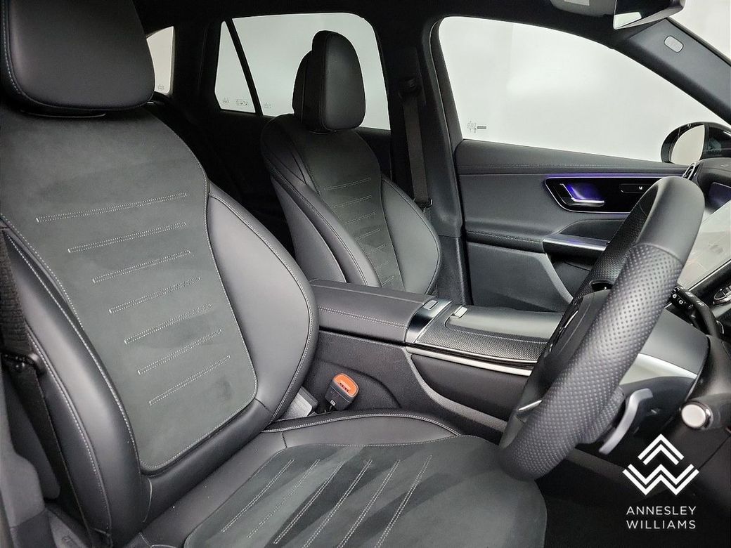 2025 Mercedes-Benz GLC Class