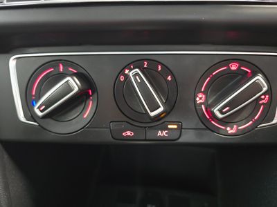 2016 Volkswagen Polo