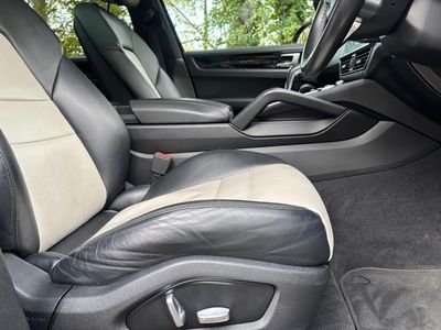 2020 Porsche Cayenne