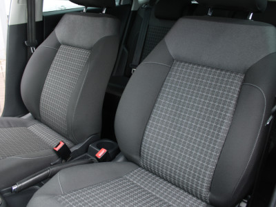 2015 Volkswagen Polo