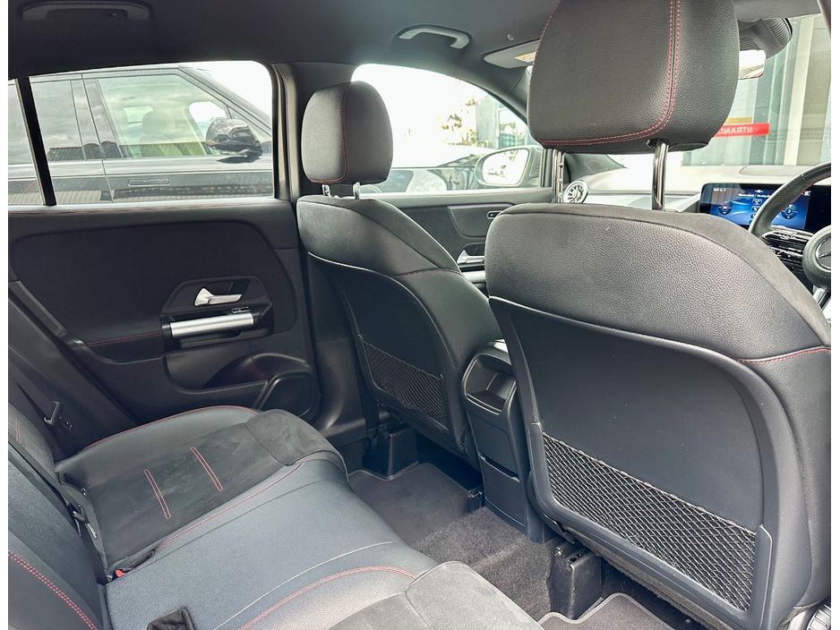 2025 Mercedes-Benz GLA Class