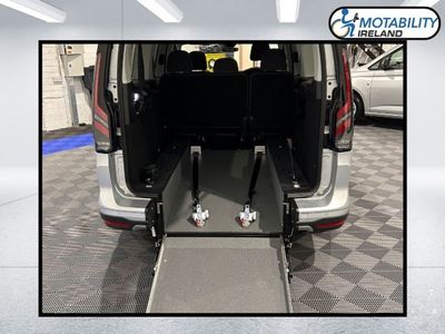 2025 Ford Tourneo Connect