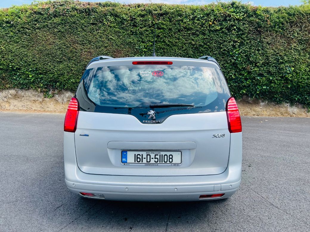 2016 Peugeot 5008