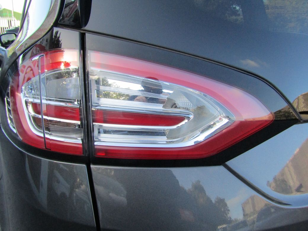2018 Ford Galaxy