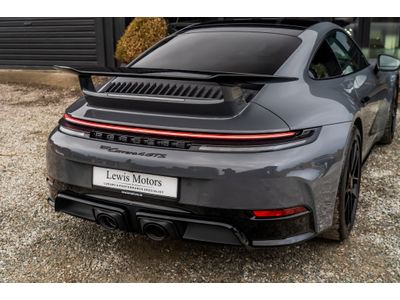 2025 Porsche 911