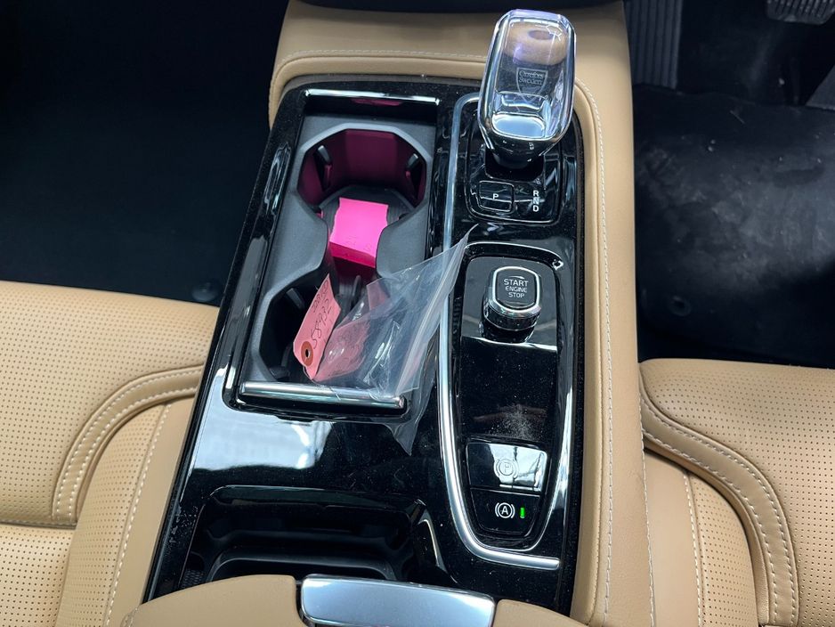 2024 Volvo V60