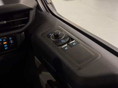 2024 Ford Transit Custom