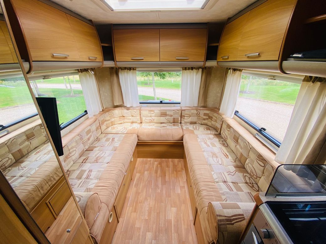 2006 SWIFT  SUNDANCE 590PR 