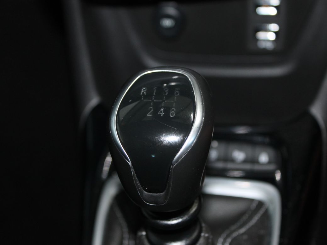 2024 Opel Crossland X