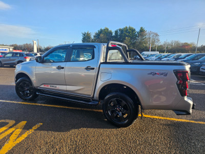 2025 Isuzu D-MAX