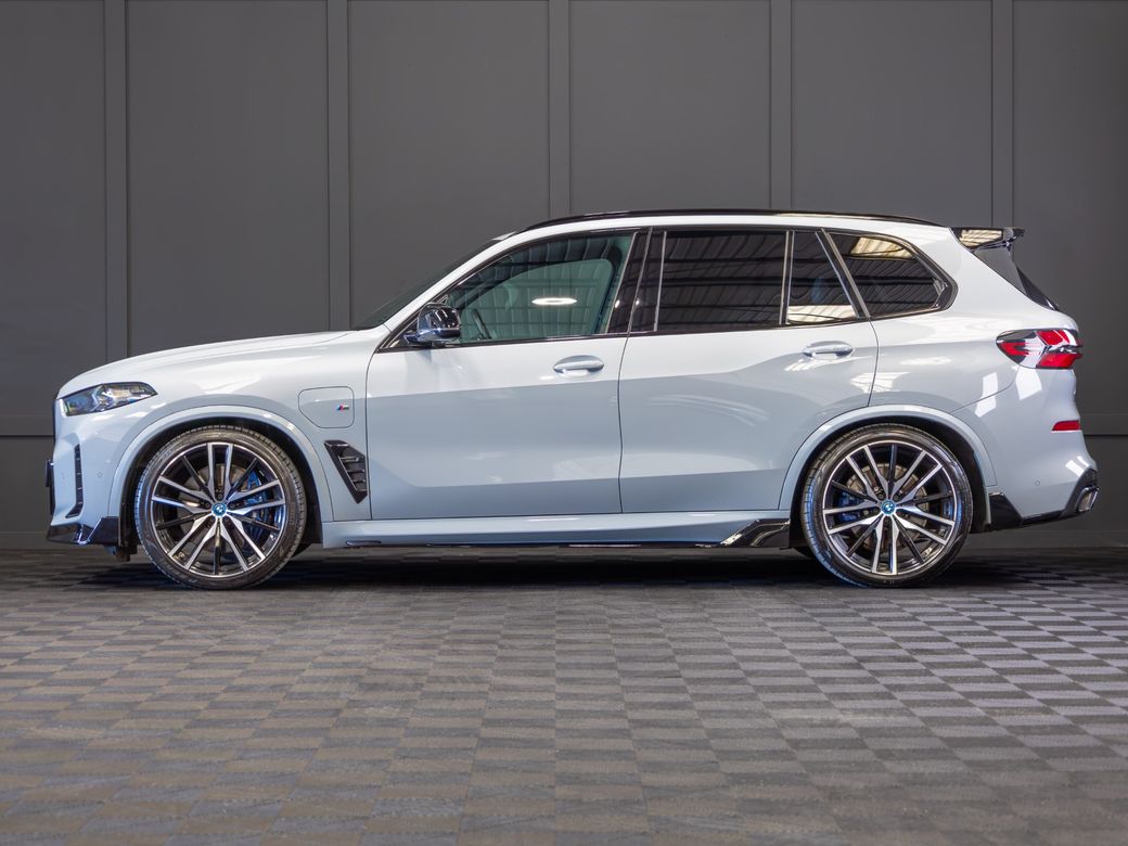2023 BMW X5