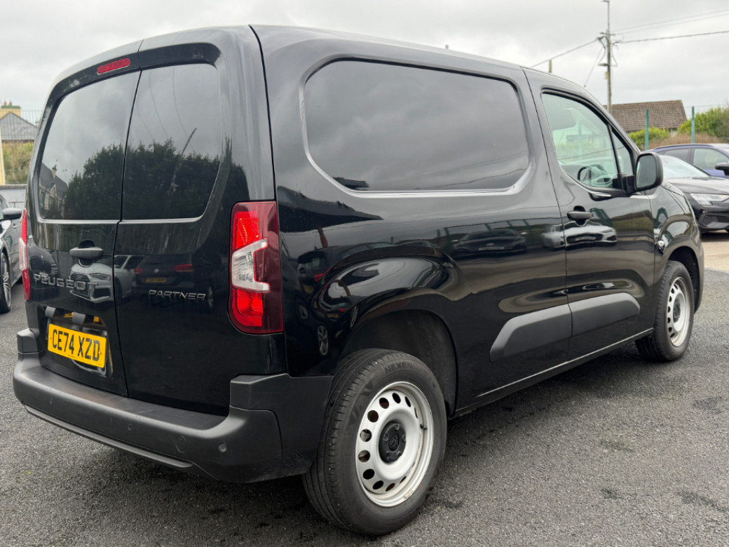 2024 Peugeot Partner