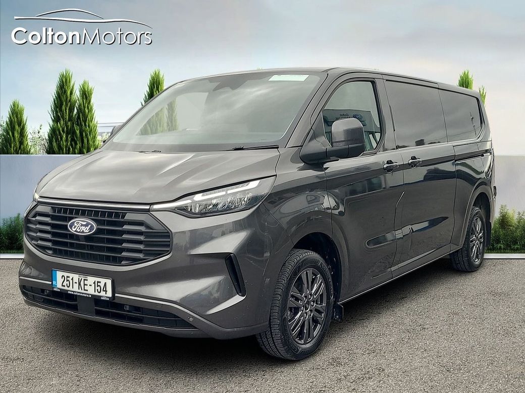 2025 Ford Transit Custom