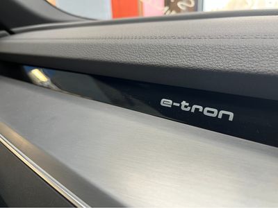 2022 Audi e-tron