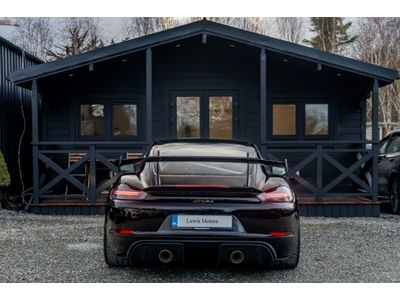 2024 Porsche 718 Cayman