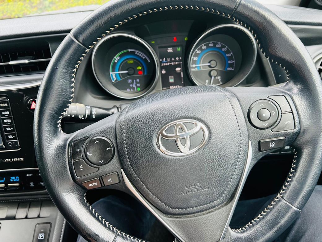 2017 Toyota Auris