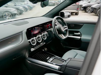 2024 Mercedes-Benz GLA 180