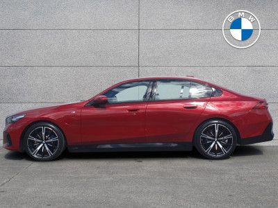 2025 BMW 530