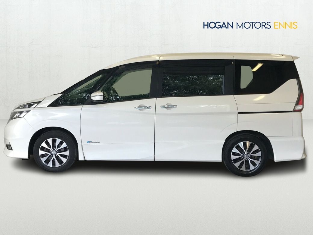 2017 Nissan Serena
