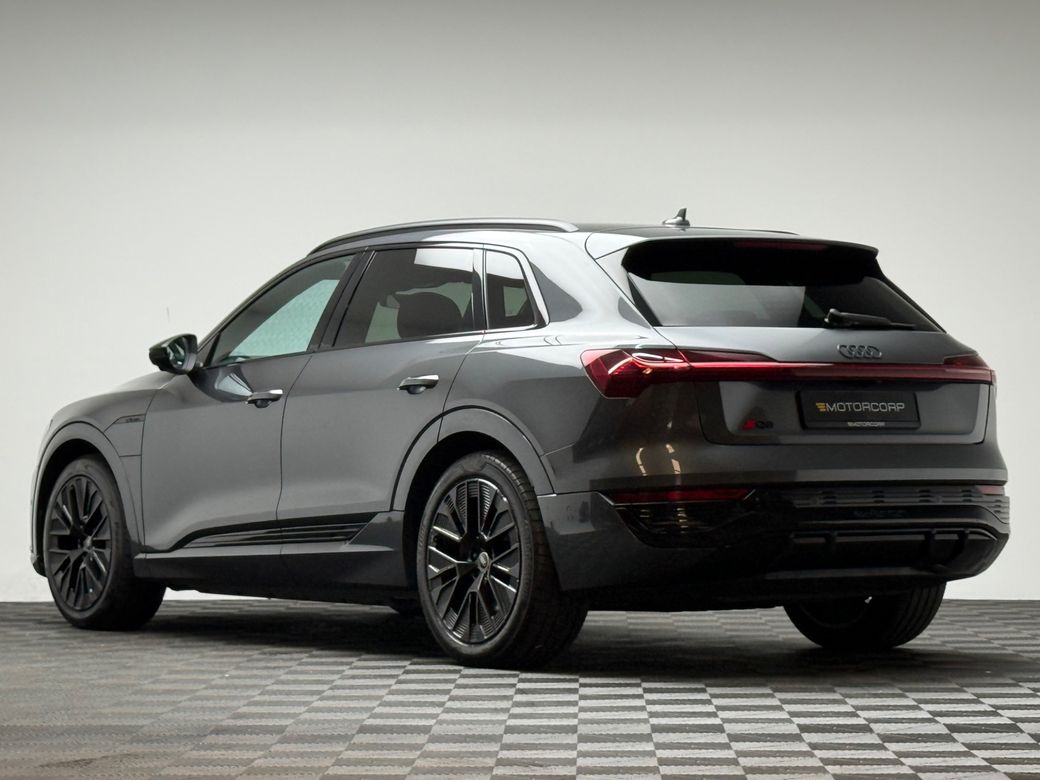 2023 Audi Q8 e-tron