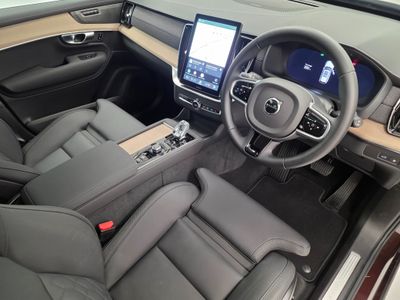 2025 Volvo XC90