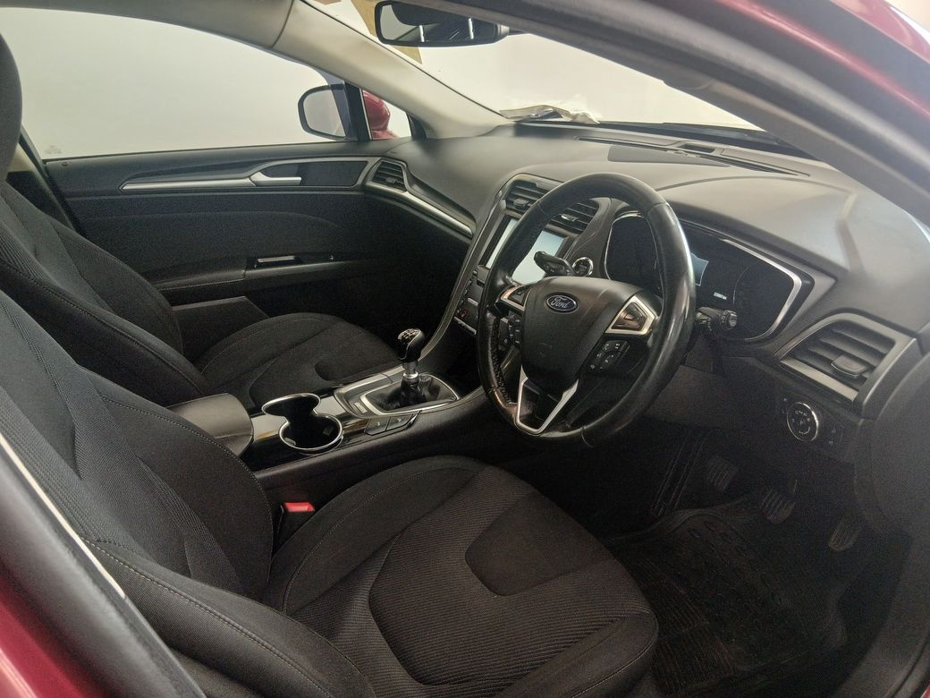 2015 Ford Mondeo