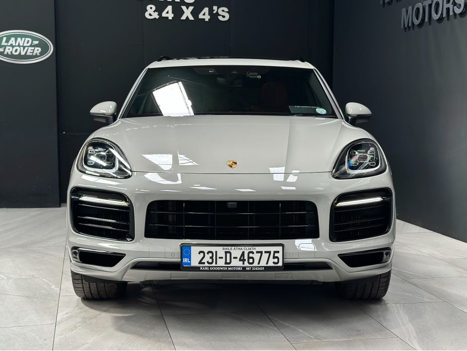 2023 Porsche Cayenne