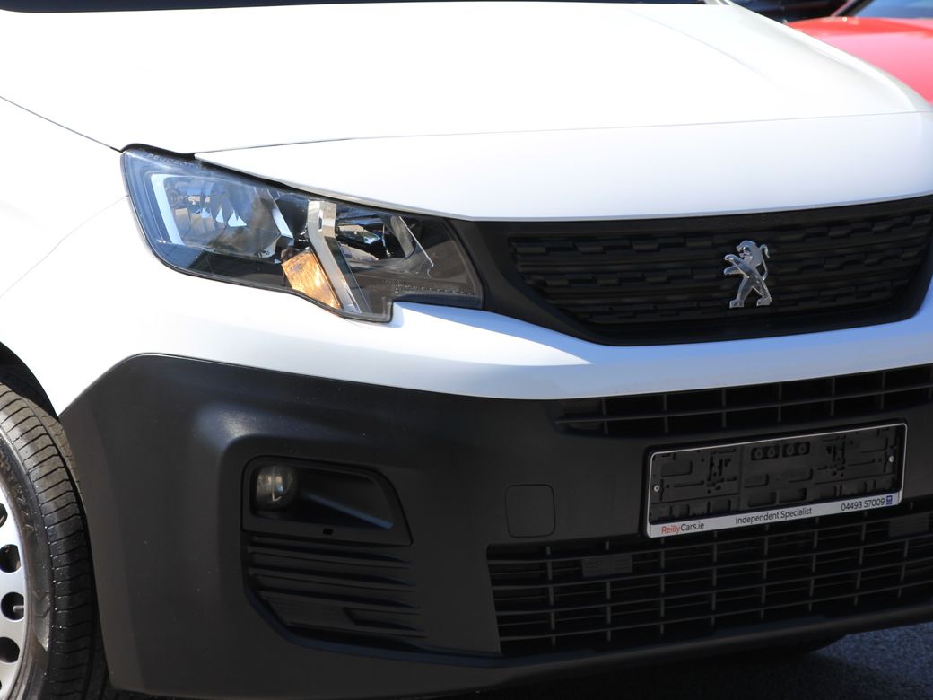 2023 Peugeot Partner