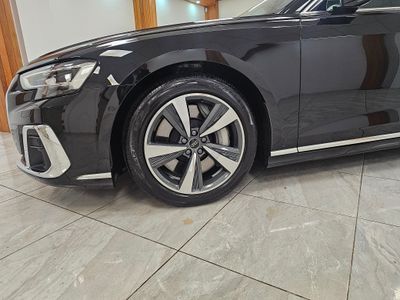 2024 Audi A8