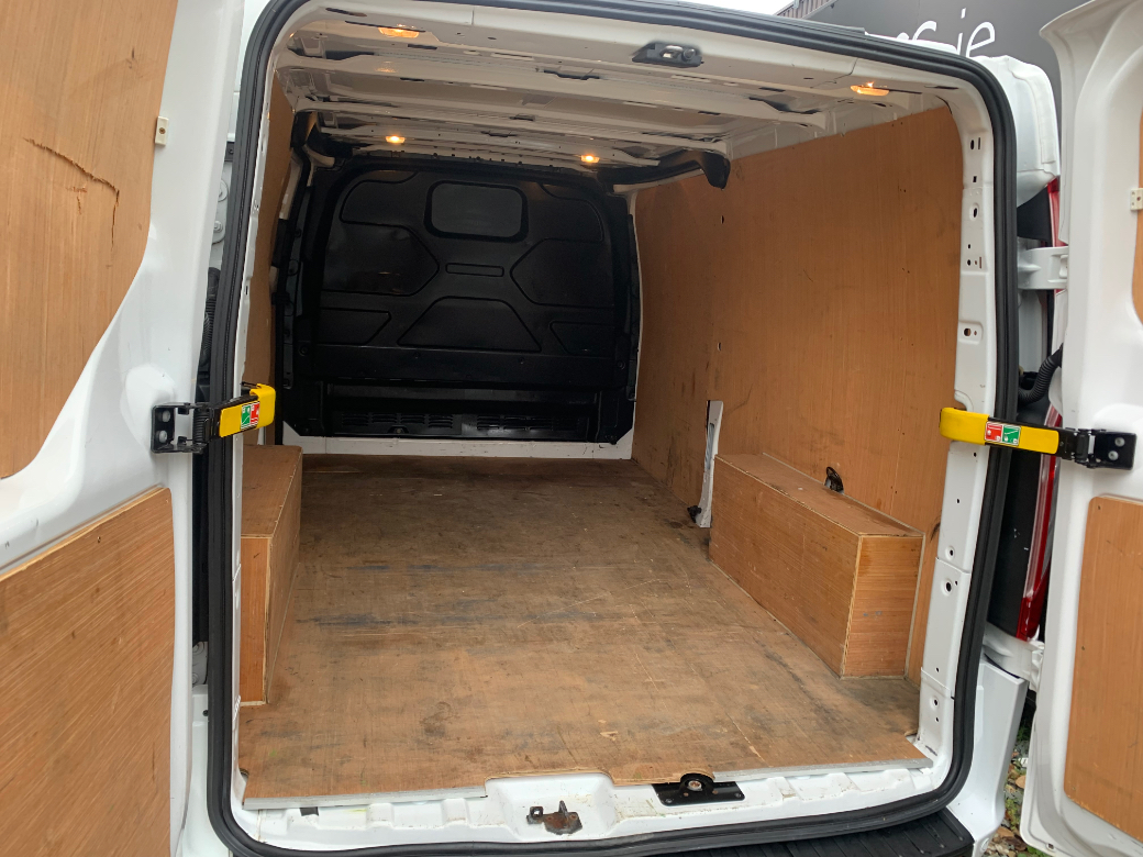 2023 Ford Transit Custom