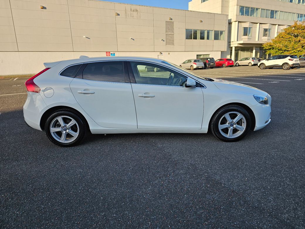 2013 Volvo V40