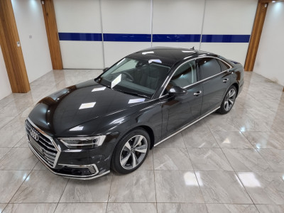 2022 Audi A8