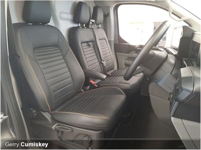 2025 Ford Transit Custom